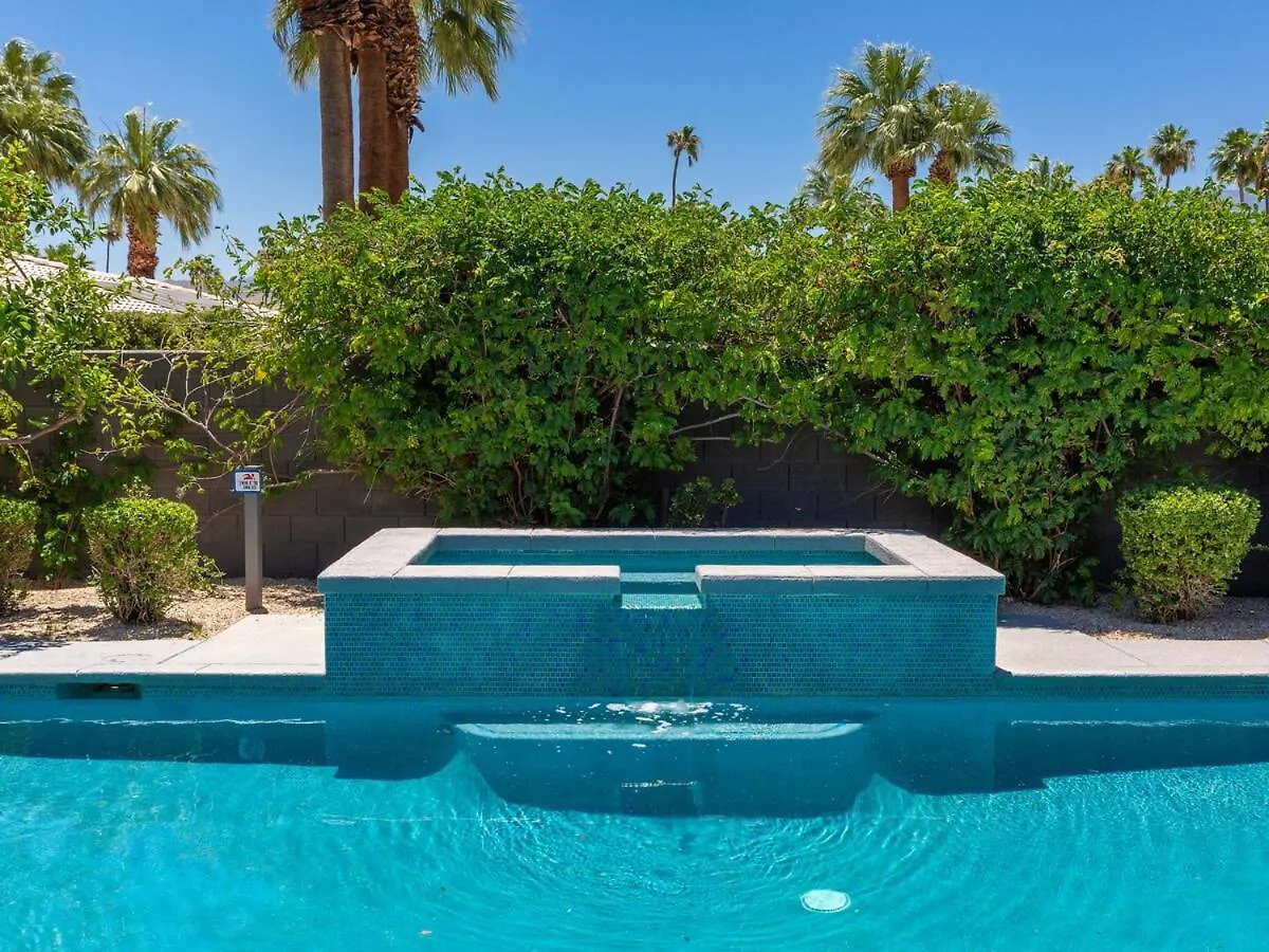 Vila Fab Four At El Mirador By Acme House Company Palm Springs